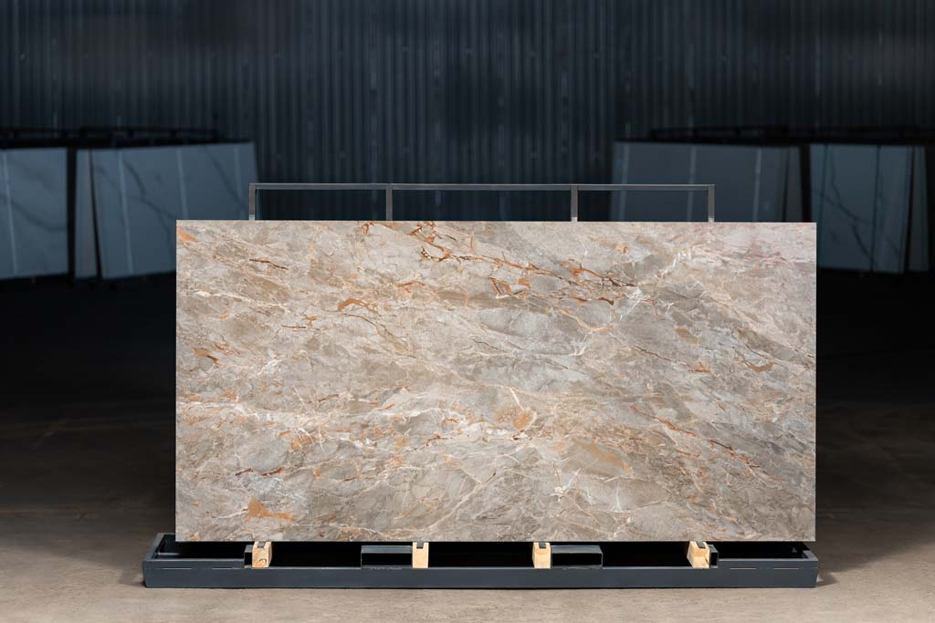 T-ONE Sarrancolin Plaka