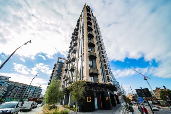 dekton halo porselen mutfak tezgahı fiyatı, dekton halo parlak porselen tezgah, dekton halo mutfak tezgahı modelleri, dekton halo 336x167 tezgah, dekton halo 339x170 tezgah, dekton halo 327x147 tezgah, dekton halo 328x148 tezgah, dekton halo 0.8 cm tezgah, dekton halo 1.2 cm tezgah, dekton halo 2.0 cm tezgah, gri beyaz dekton mutfak tezgahı, parlak dekton porselen mutfak tezgahı, dekton halo mutfak tezgahı uygulamaları, en iyi dekton mutfak tezgahı markası, dayanıklı porselen mutfak tezgahı dekton halo