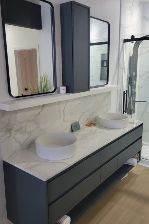 Lucid Porselen Banyo