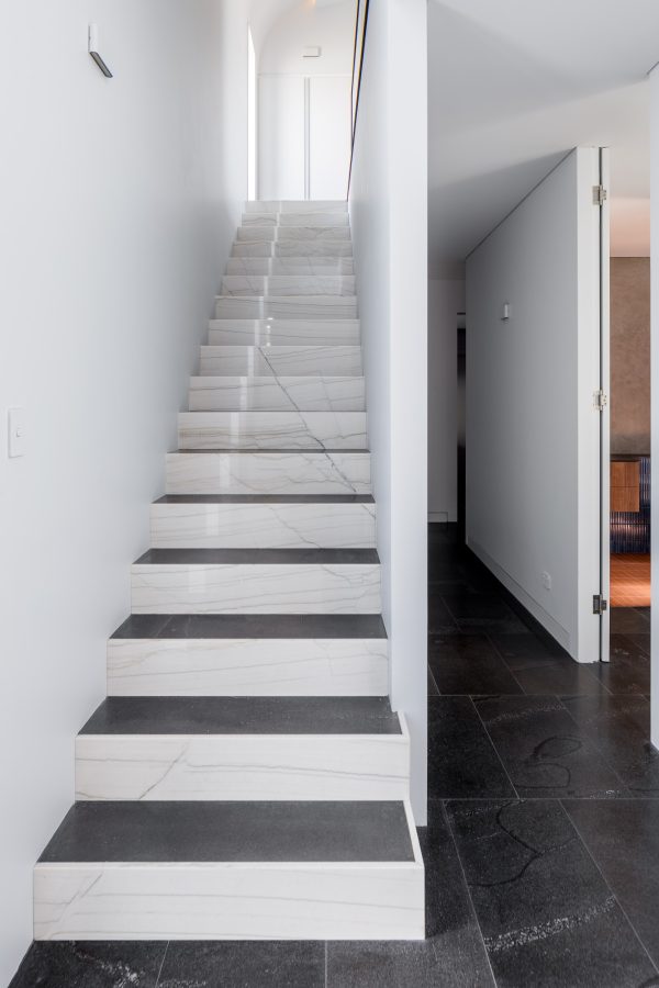 White Macaubas Porselen Mutfak Tezgahı