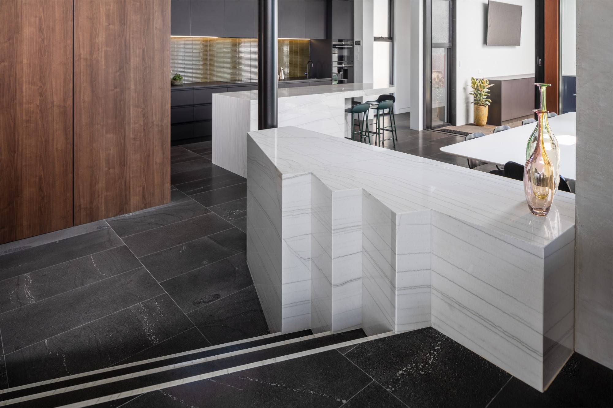 White Macaubas Porselen Mutfak Tezgahı - Görsel 3