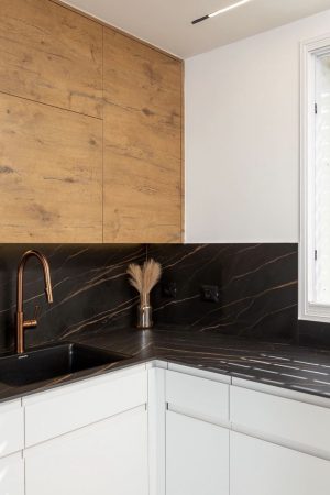 Ascale Laurent Black 12mm Porselen Tezgah