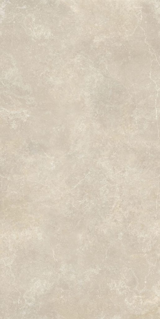 Bej renkli, doğal kireçtaşı desenli Lapidura Limestone Beige porselen tezgah plakasının yakın plan doku görseli.