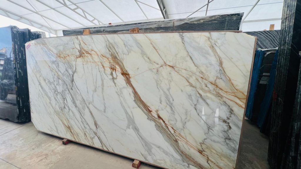 Calacatta Borghini Mermer Plaka