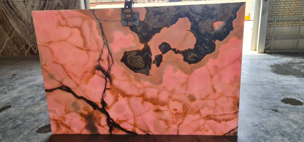 Pembe Onyx Plaka